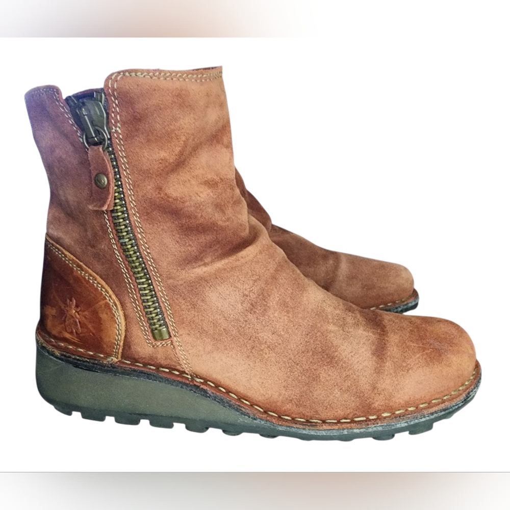 Fly London Mong Boots, Womens 39 EU (8-8.5 US) - Picture 3 of 12